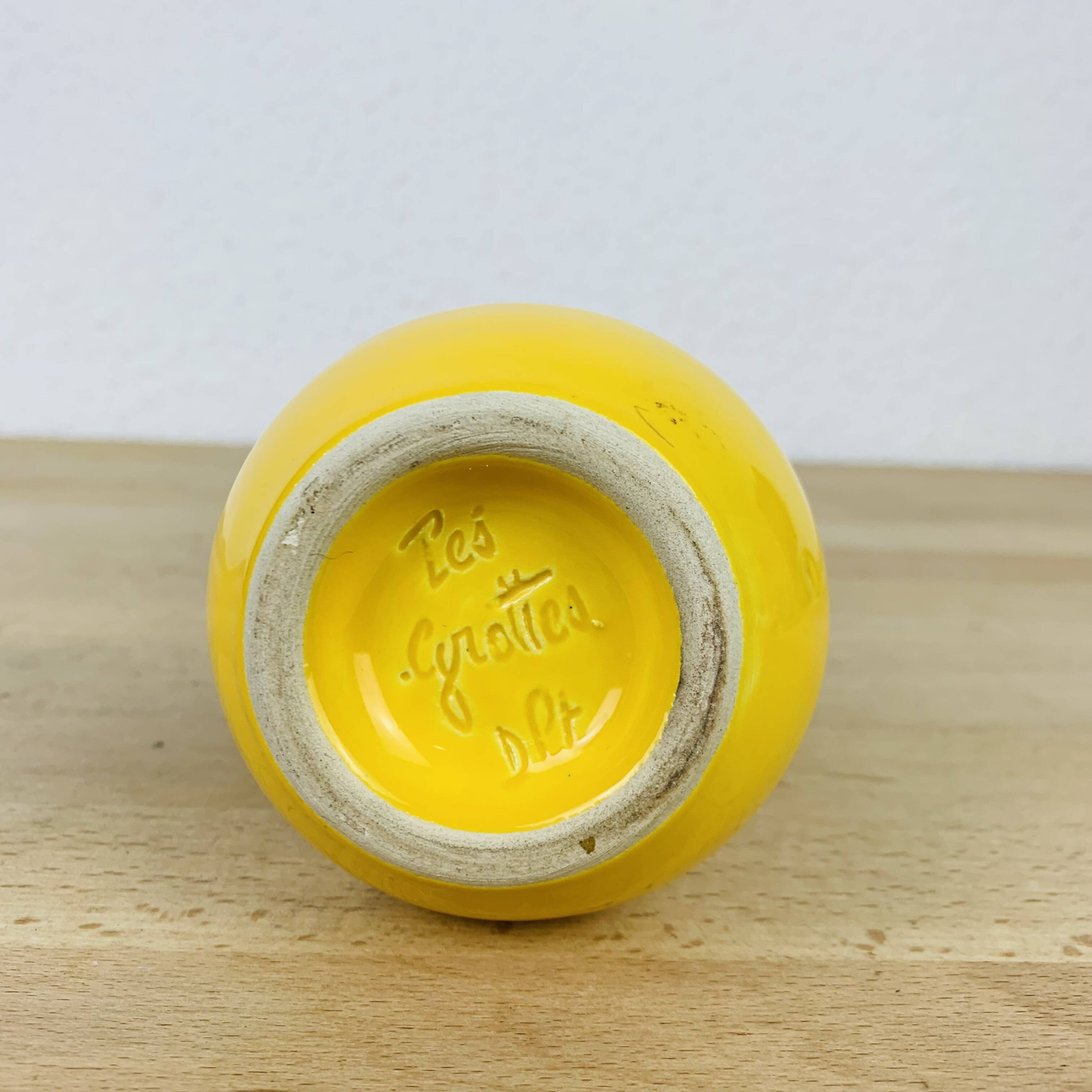 Single flower vase Les Grottes Dieulefit yellow ceramic