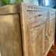 Buffet Art Déco des années 40 en bois massif blanchi – restaurer