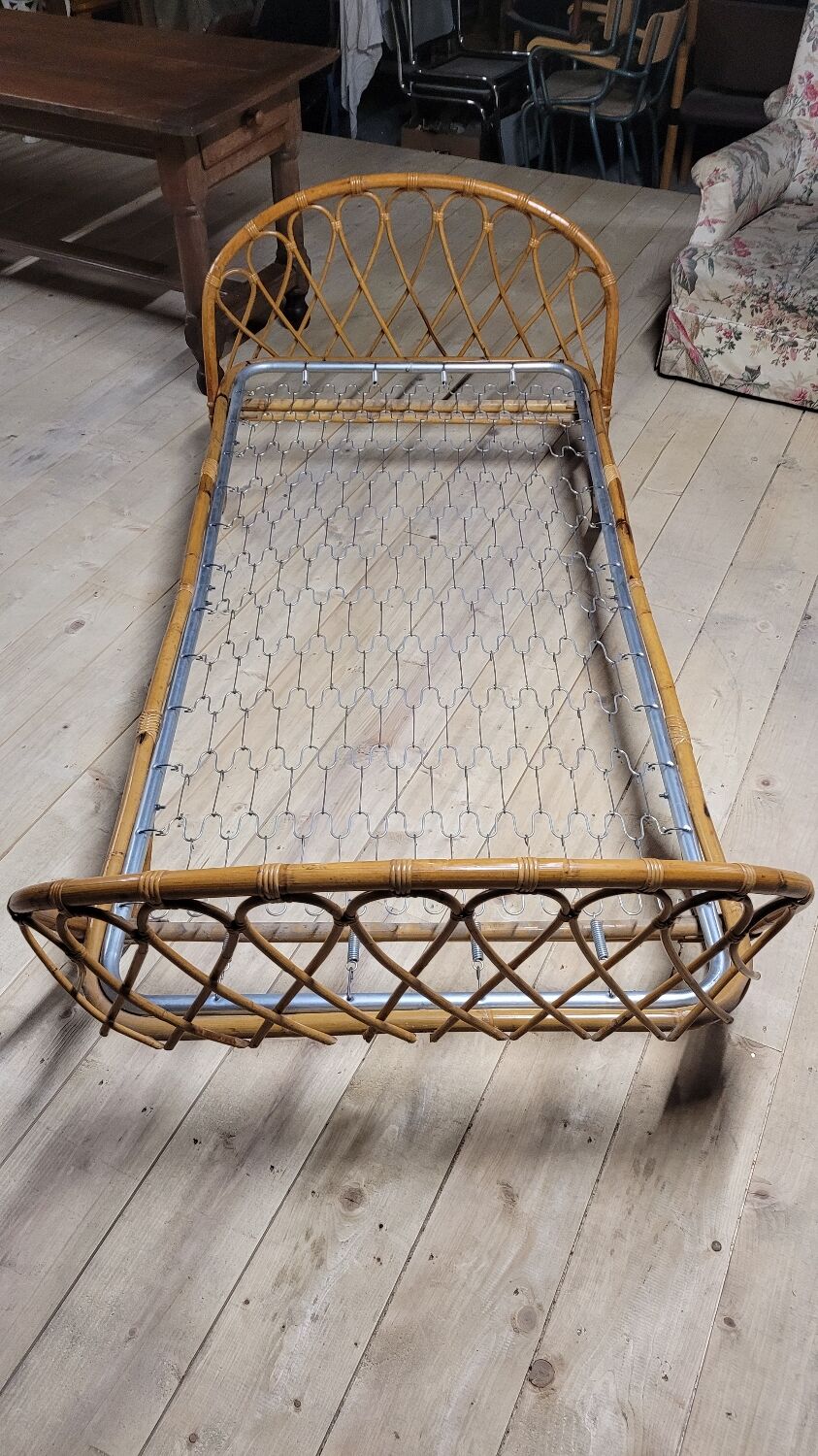 Vintage rattan basket sofa bed - 1950s