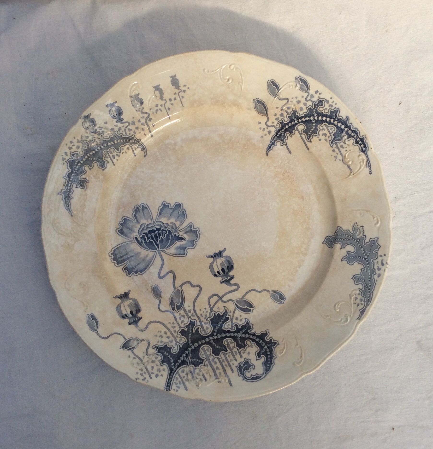 Round dutch ceramic dish