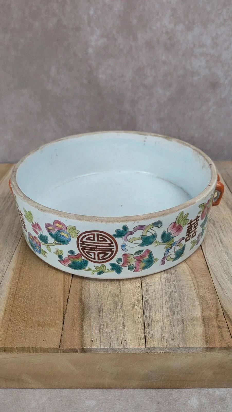 Ancient Chinese dish with lid