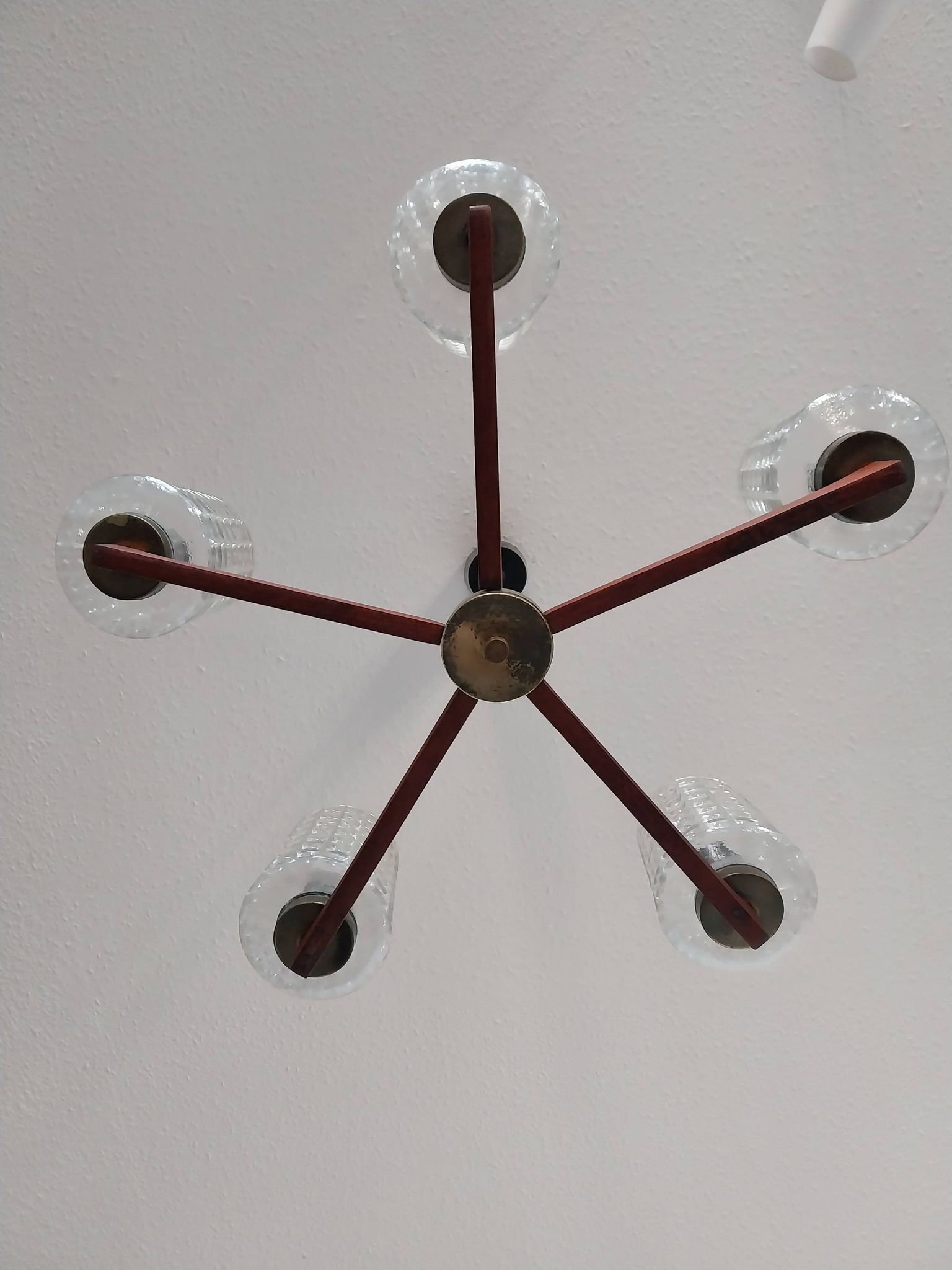 Lustre 5 branches teck et laiton design scandinave