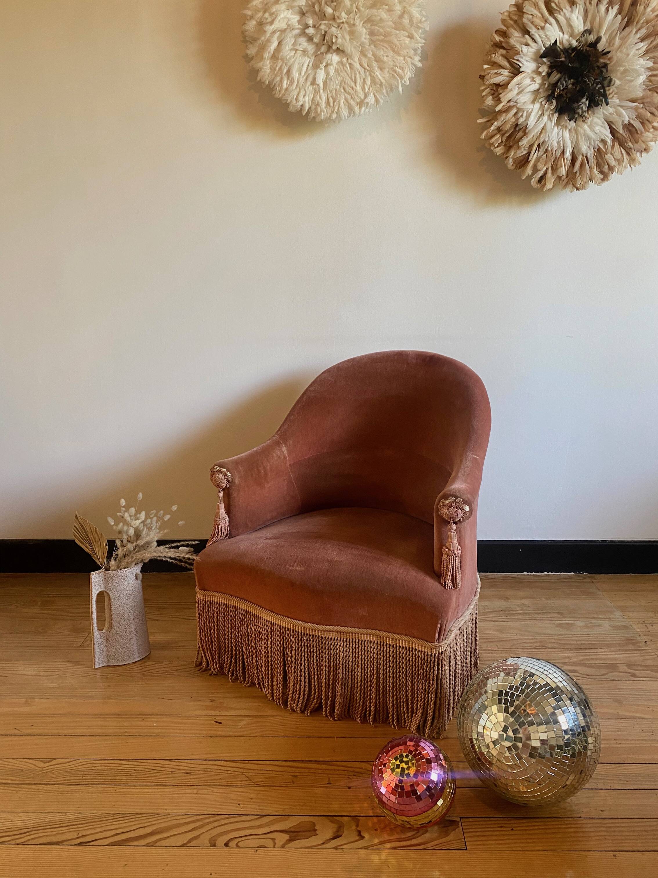 Vintage toad armchair Henriette