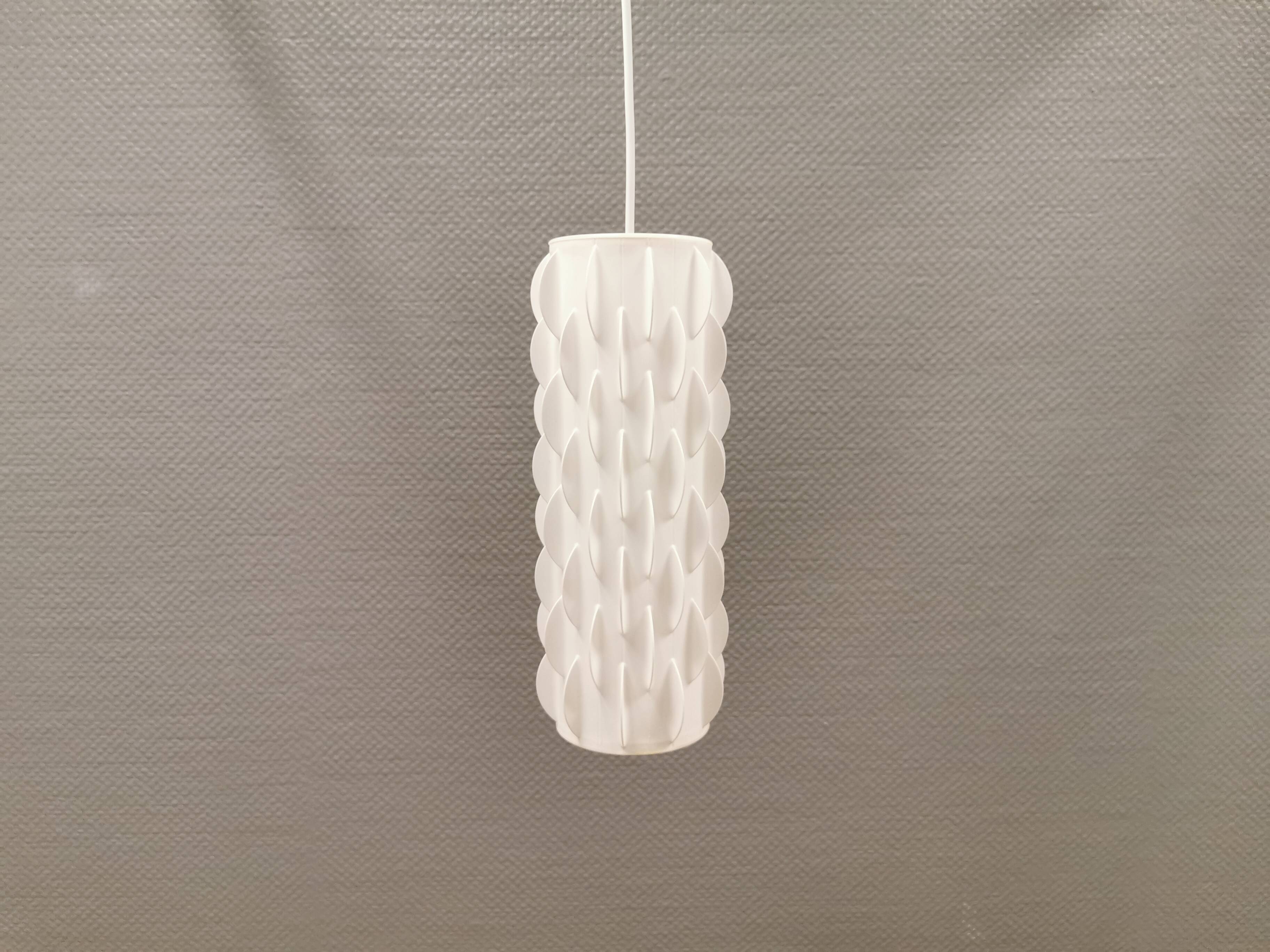 Hanging lamp model Contour, designed by Lars Schiøler made by Høyrup lighting 1970s.