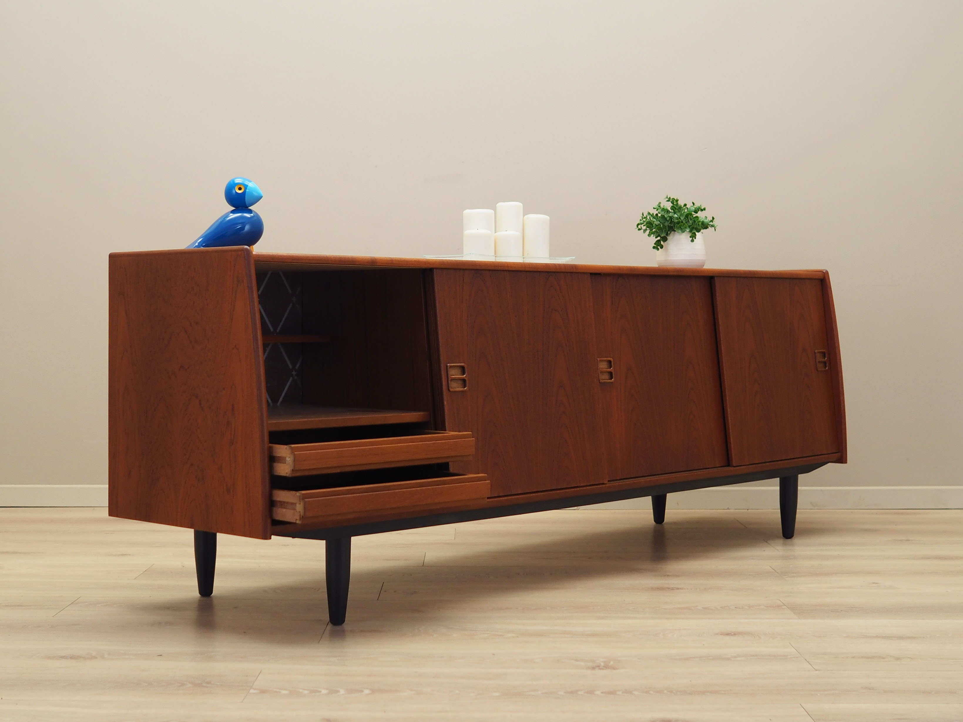 Teak sideboard, Danish design, 1970s, manufacturer Aerthoj Jensen & Molholm Herning