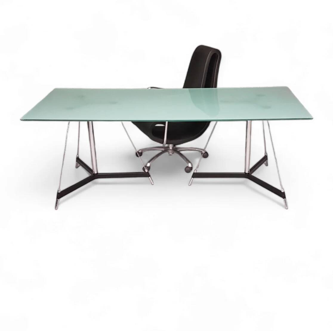Table tripode italienne / plateau en verre mat / Gabriel Teixidós