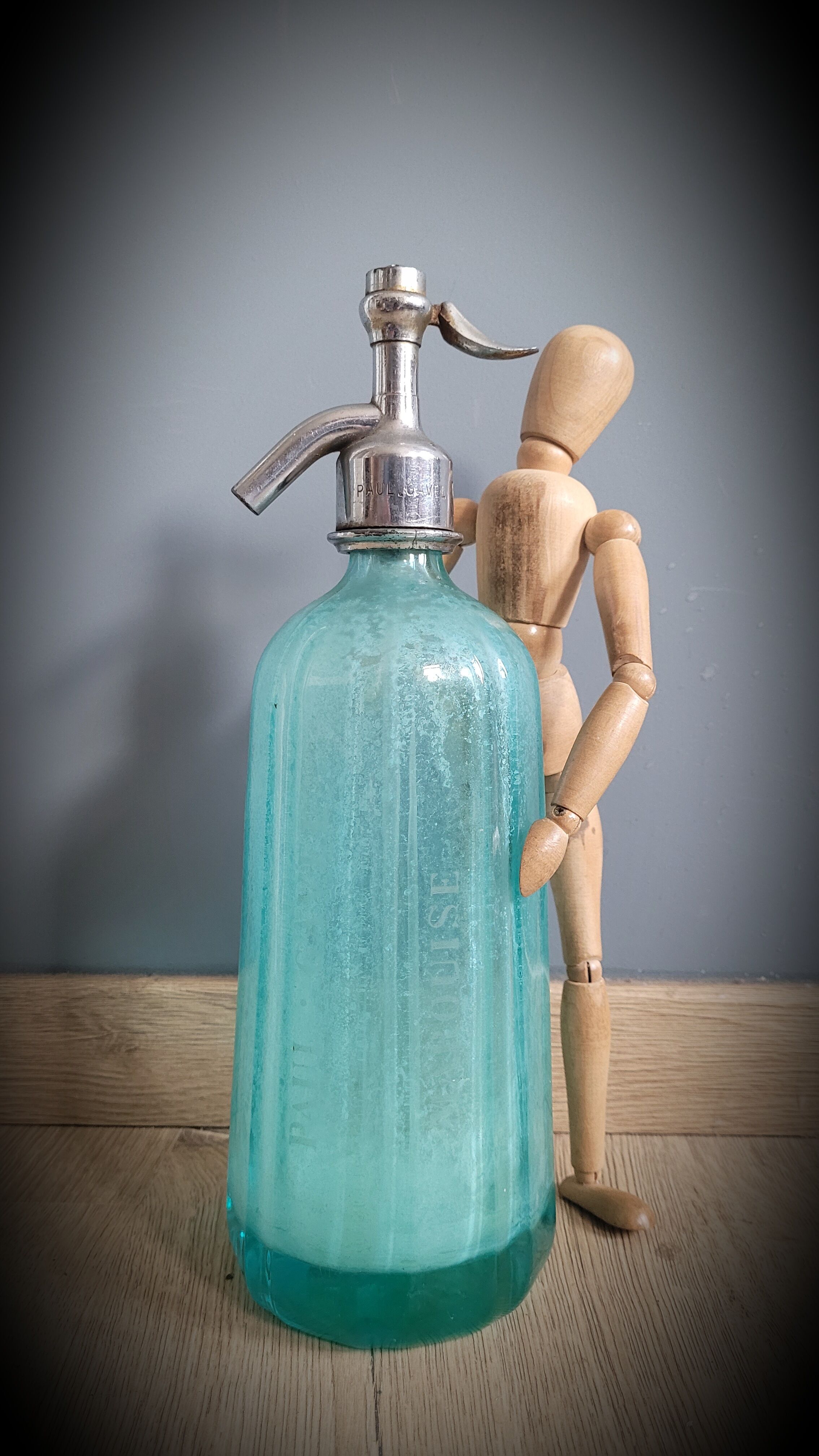 Blue Siphon Paul Gavel Marquise