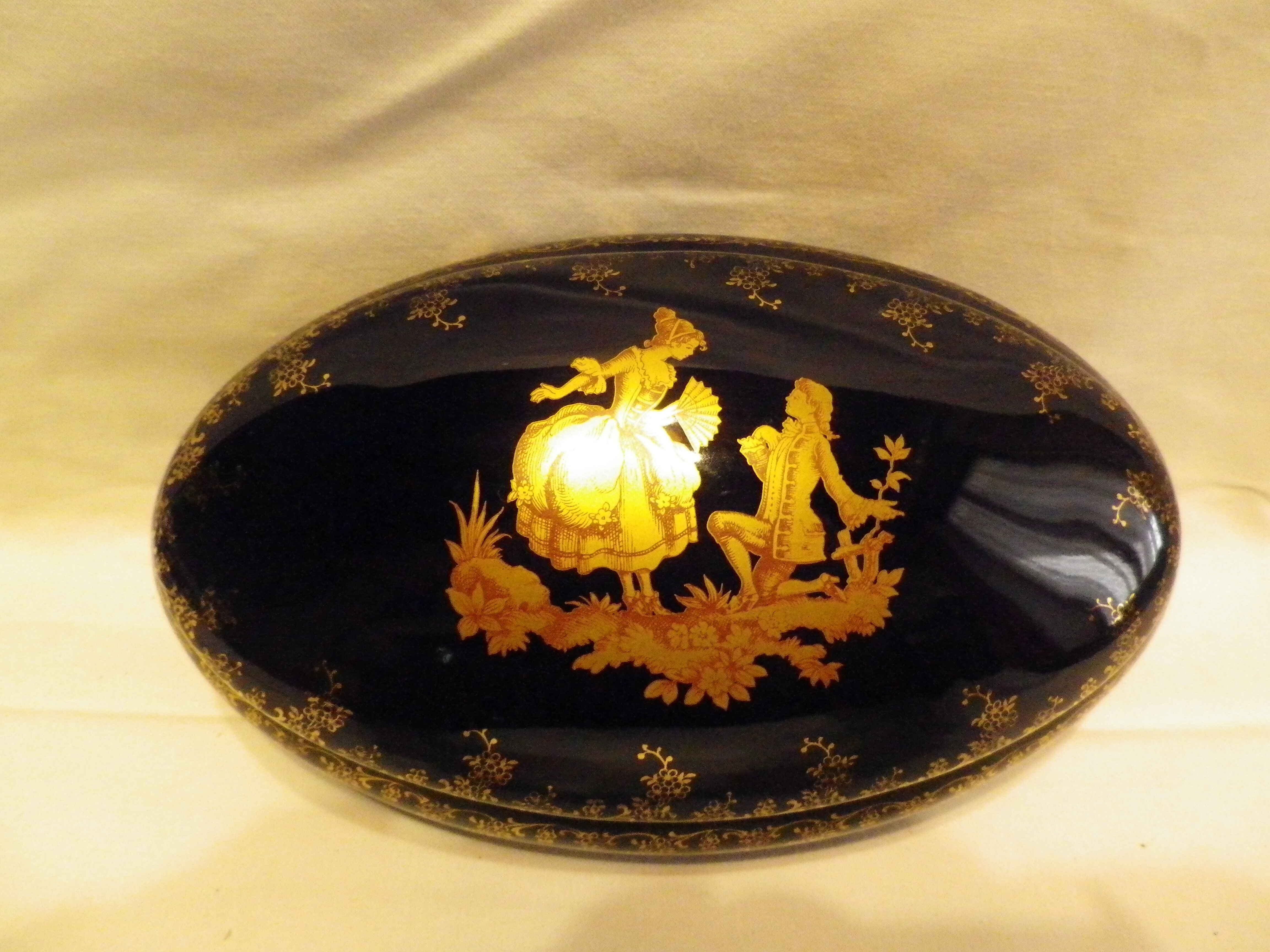 Porcelain candy the trefle limoges