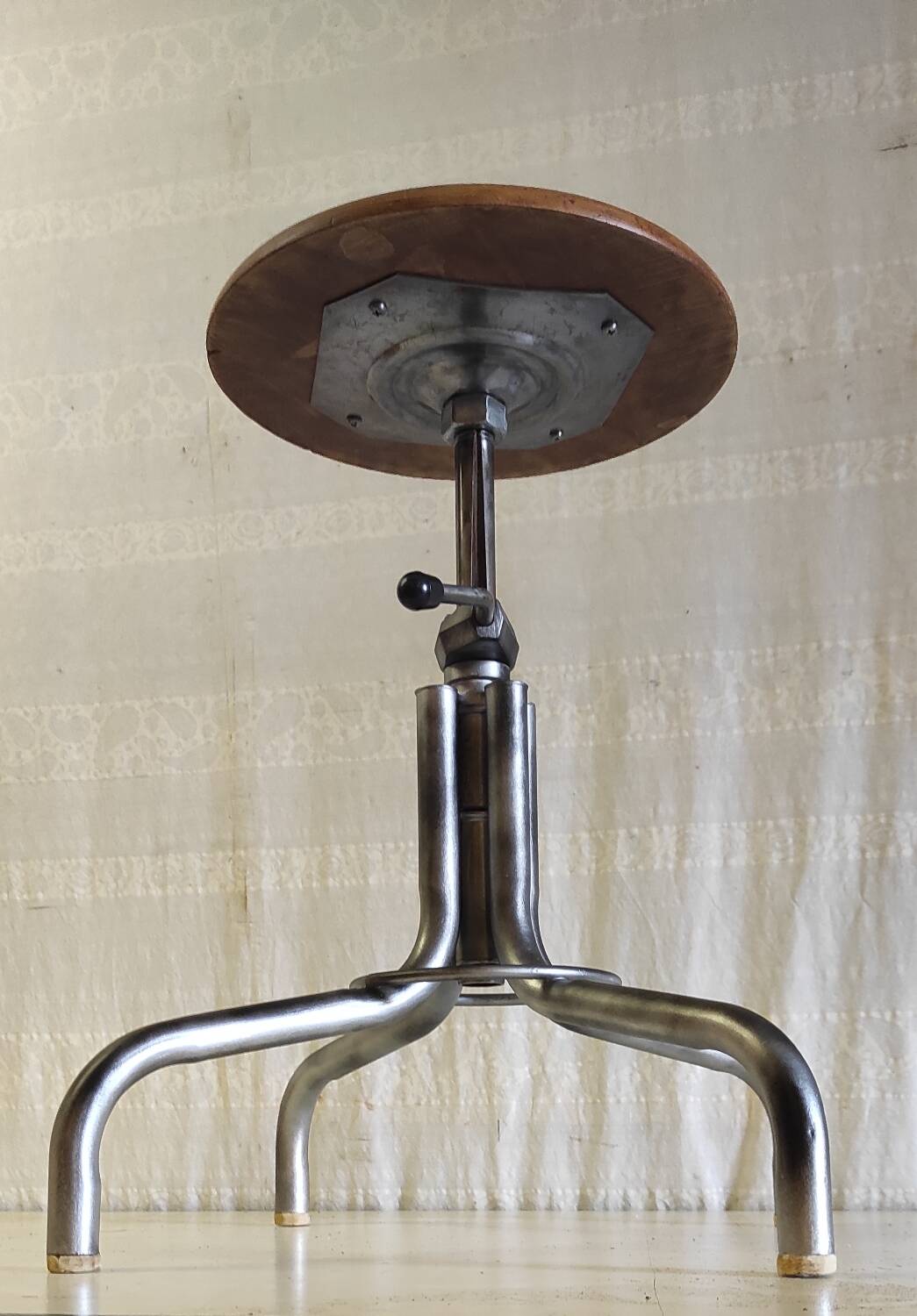 Tubular metal and wood workshop stool - 50s/60s