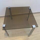 Table basse en verre fumé
