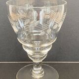 Set of 4 wine glasses on short stem