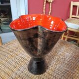 Vintage black and red vase - 4 lobes