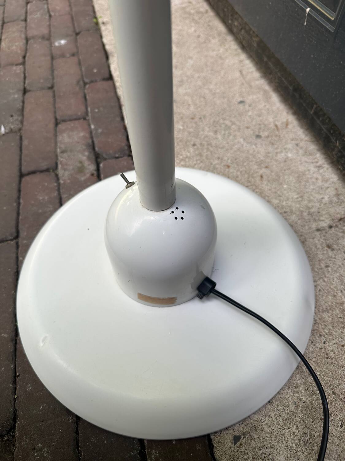 Italian white space age floor light