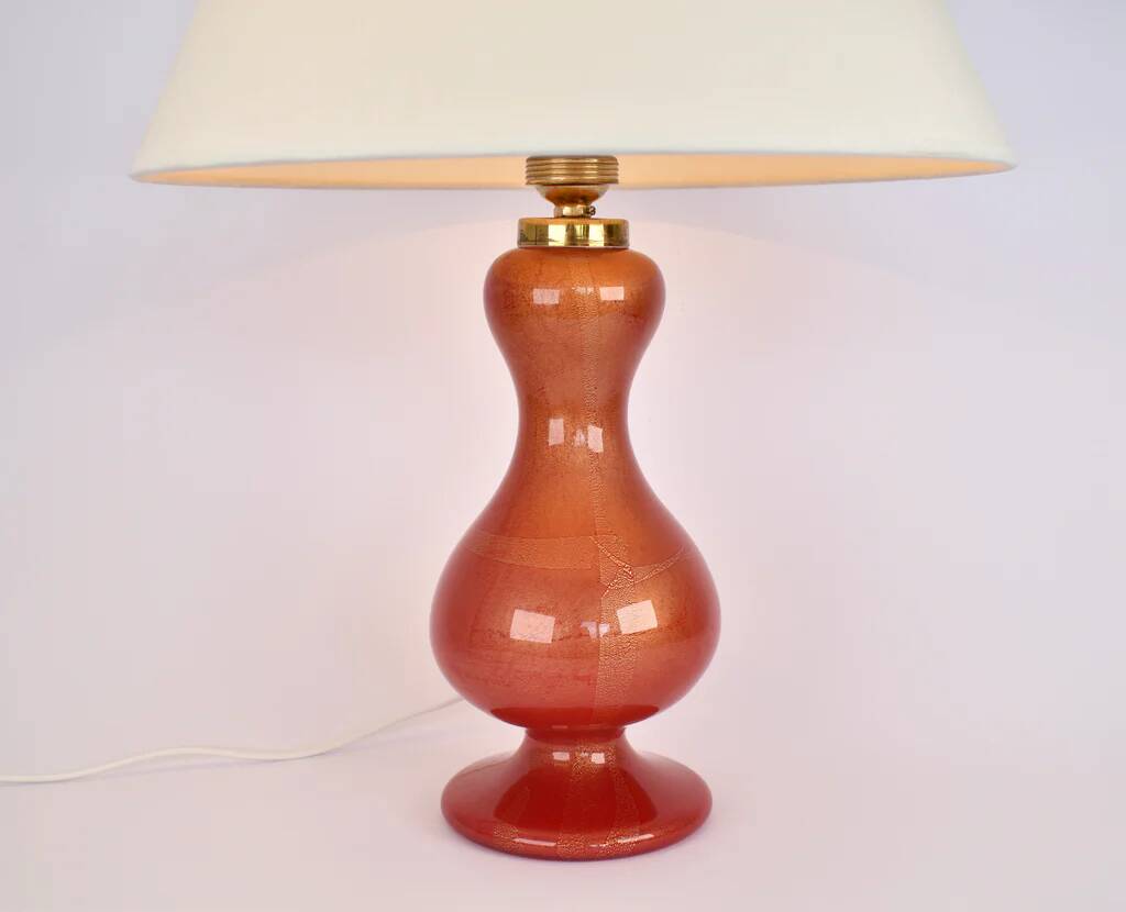 Lampe de table en verre Murano rouge et or, milieu du siècle