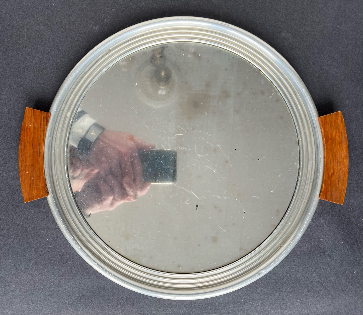 Mirror tray