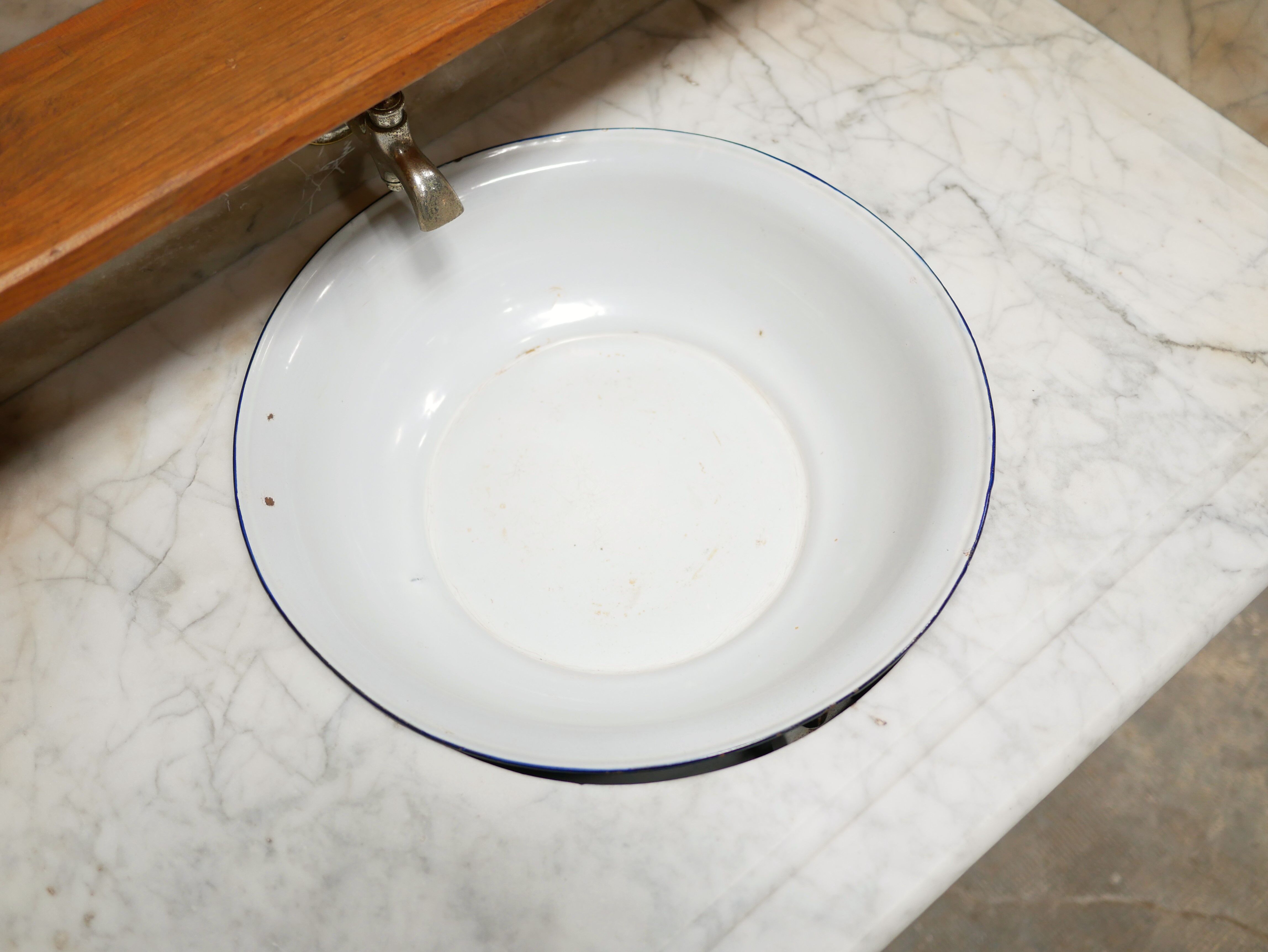 Antique washbasin cabinet in marble and wood