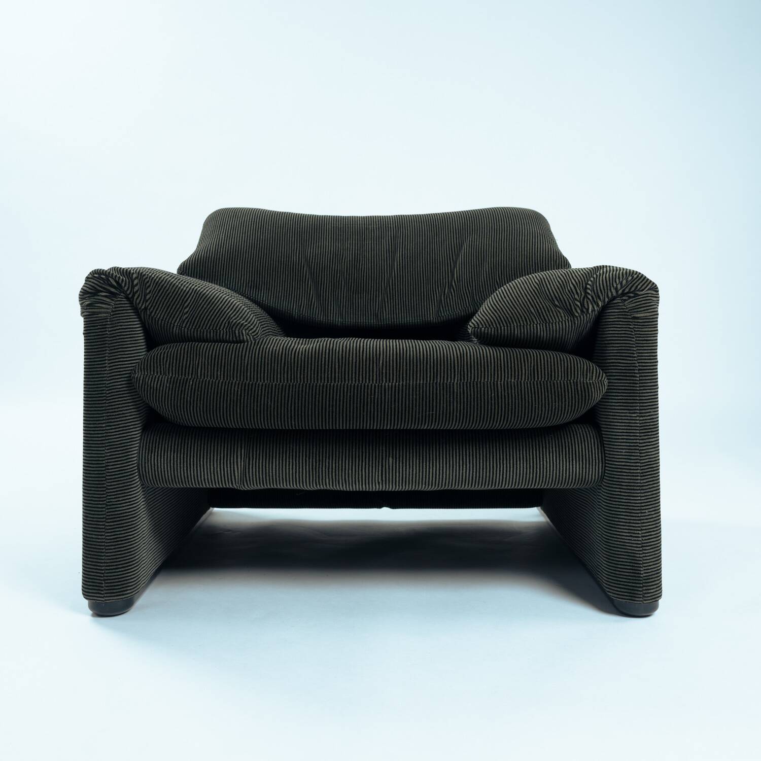 Rare Green Striped Maralunga chair by Magistretti for Cassina, Italy,