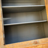 Parisian wardrobe/hosiery