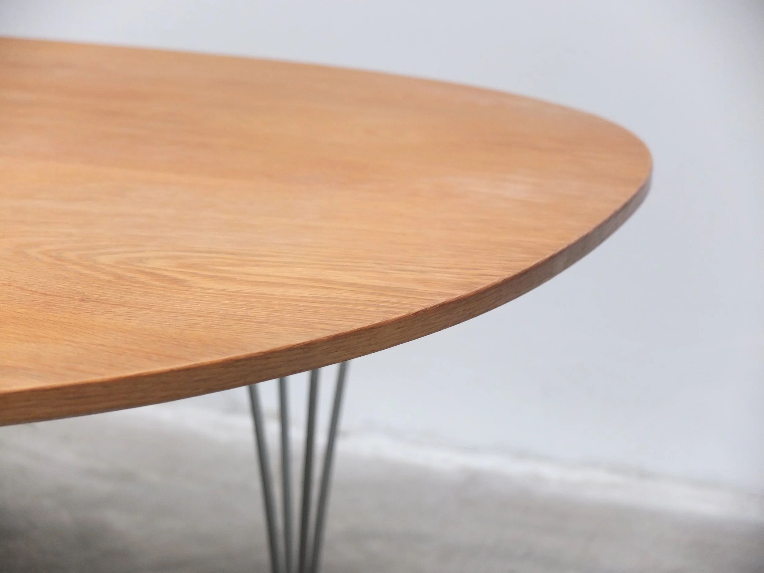 ‘Super-Elliptical’ table in oak by Piet Hein & Bruno Mathsson for Fritz Hansen, 1968