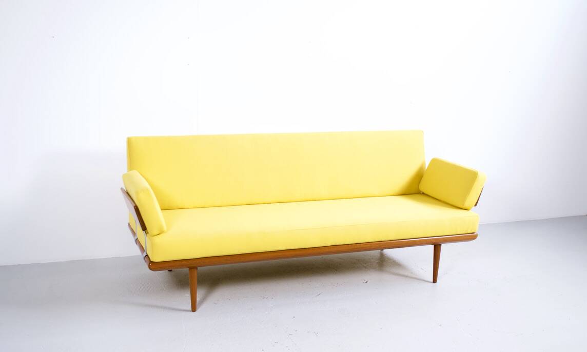 DAYBEB MODEL MINERVA PETER HVIDT & ORLA MØLGAARD NIELSEN FRANCE & SON 1954