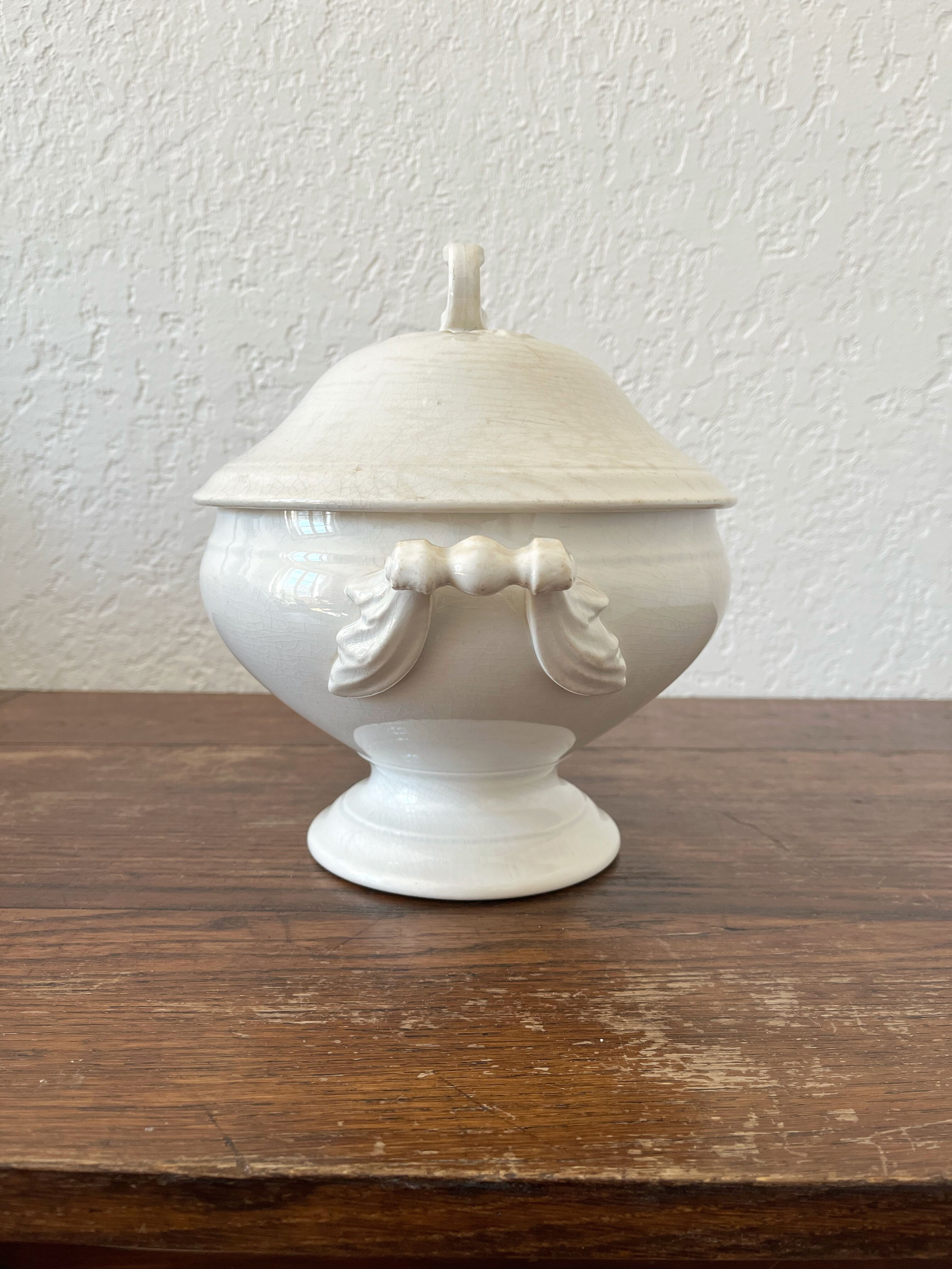 Antique white ironware soup tureen from the end of the 19th century
