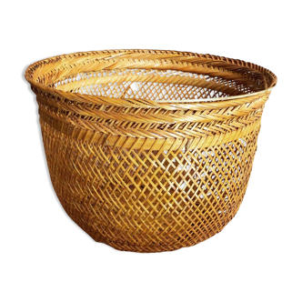 Openwork braided rattan basket