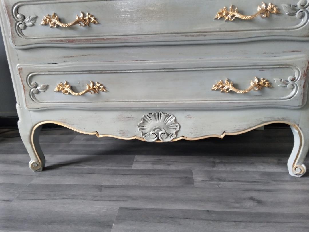 Louis XV-style patinated grey chest of drawers