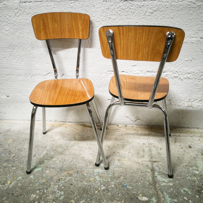 Pair of chairs in brown Formica