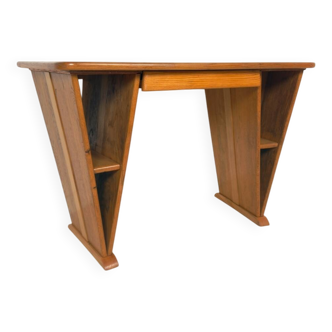 Console with art deco lines