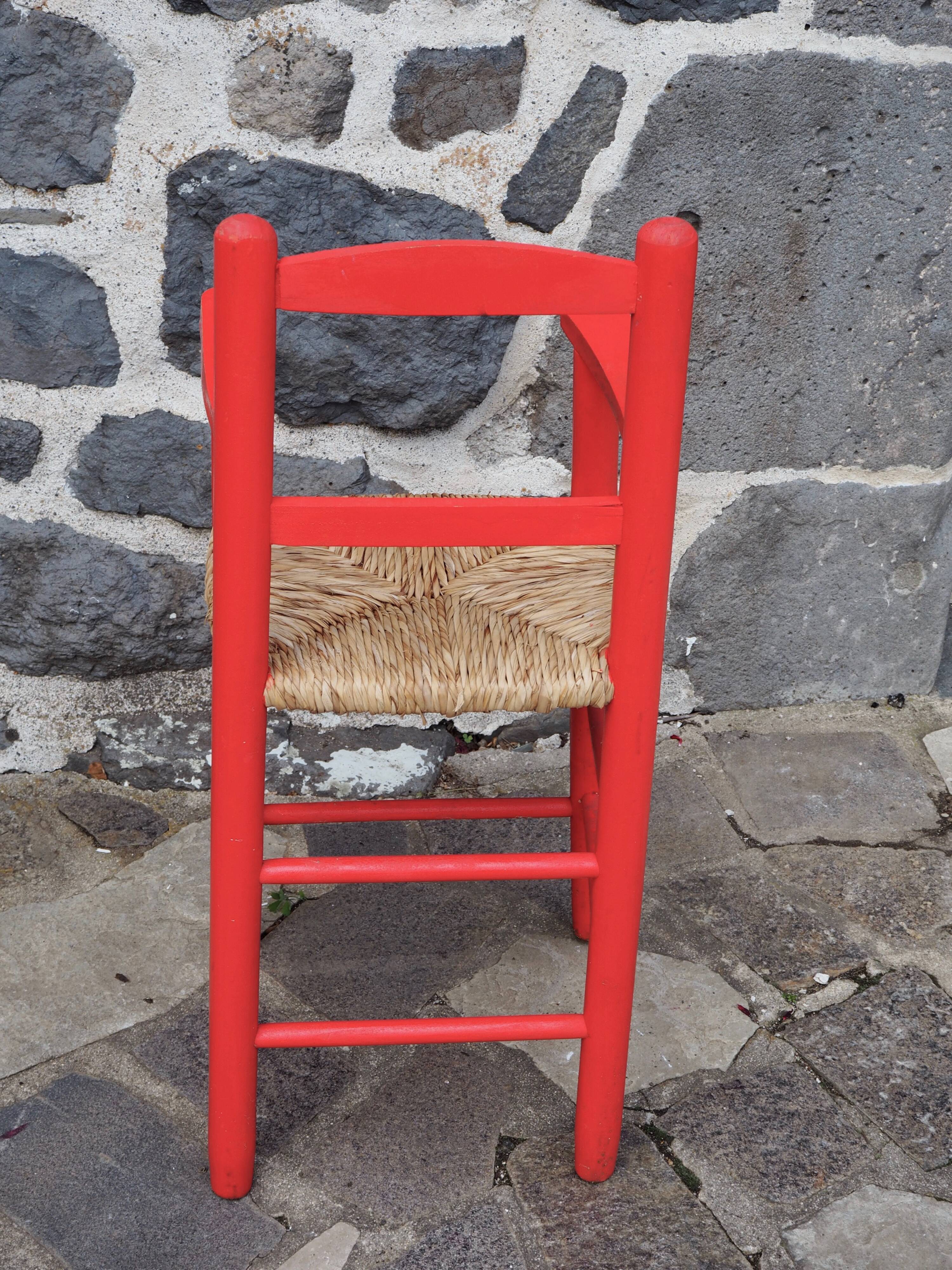 Straw high chair for children