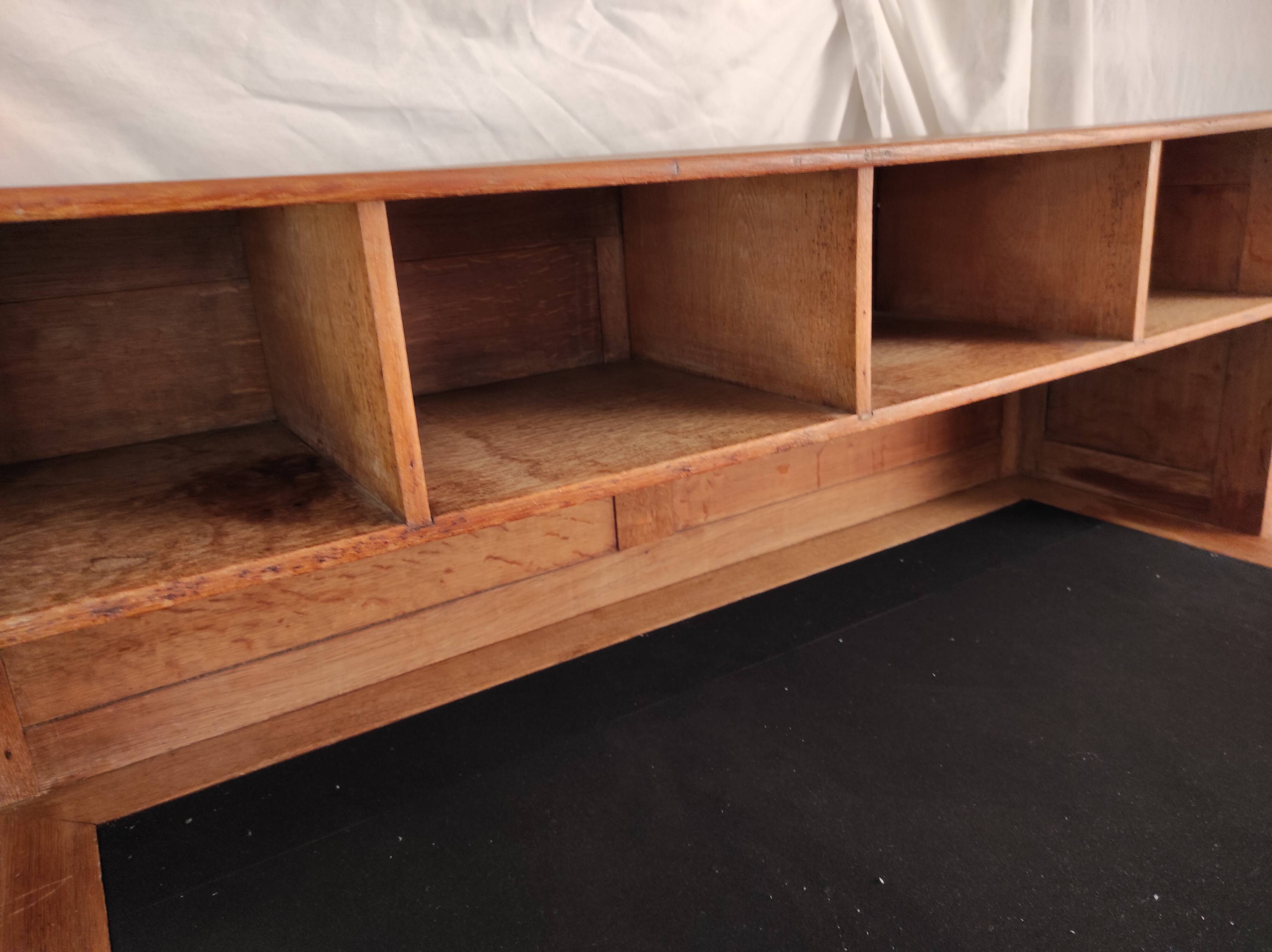 Oak stepped office 1900