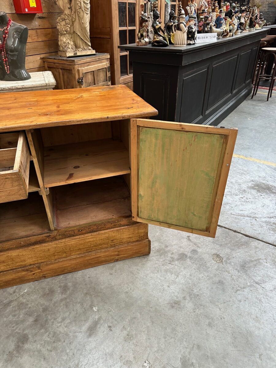 Shop counter early 20th century
