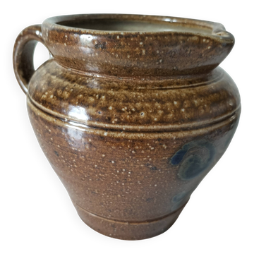 Glazed stoneware jug – hand-painted decoration