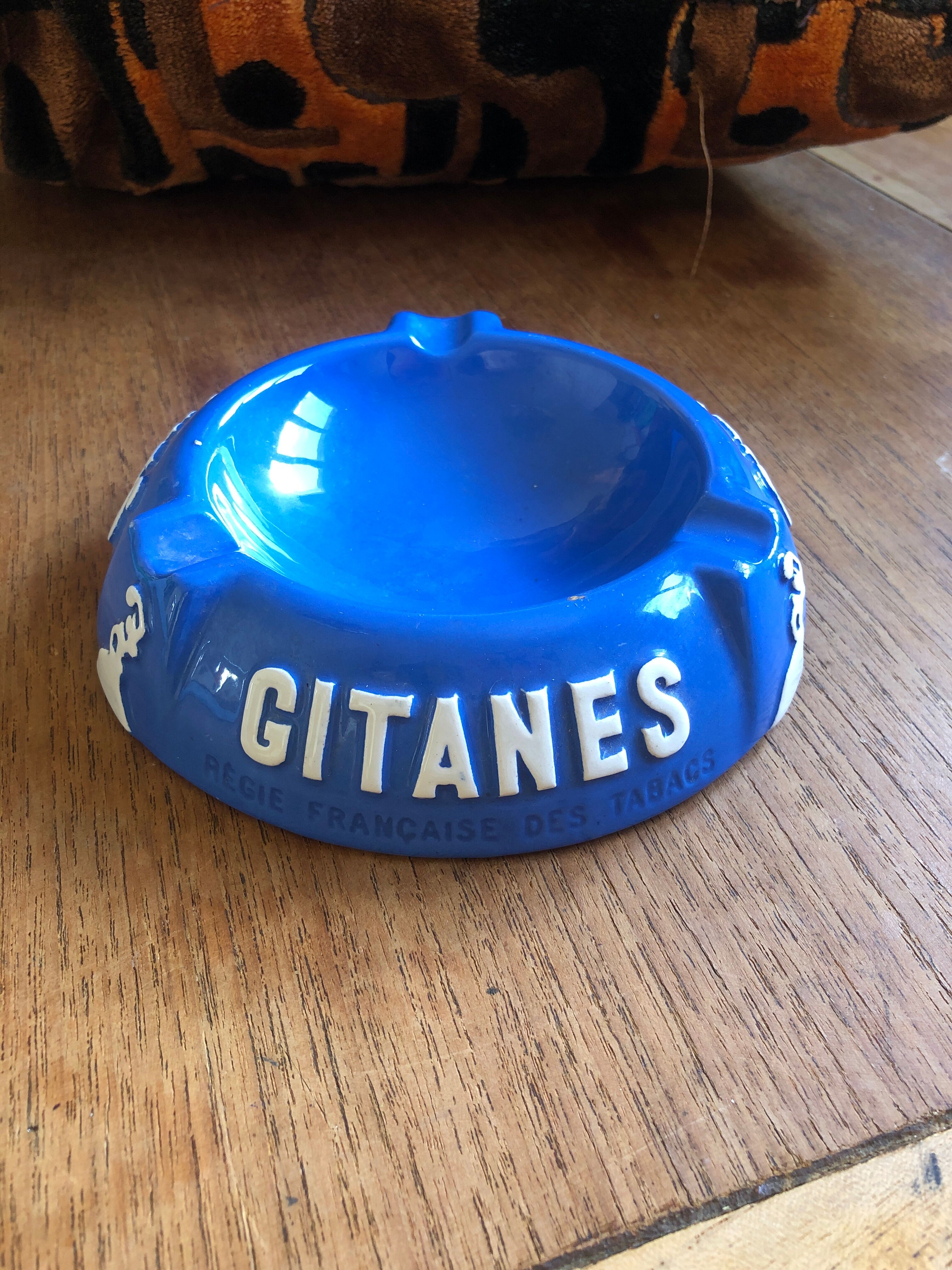 Gypsy advertising ashtray longchamp france