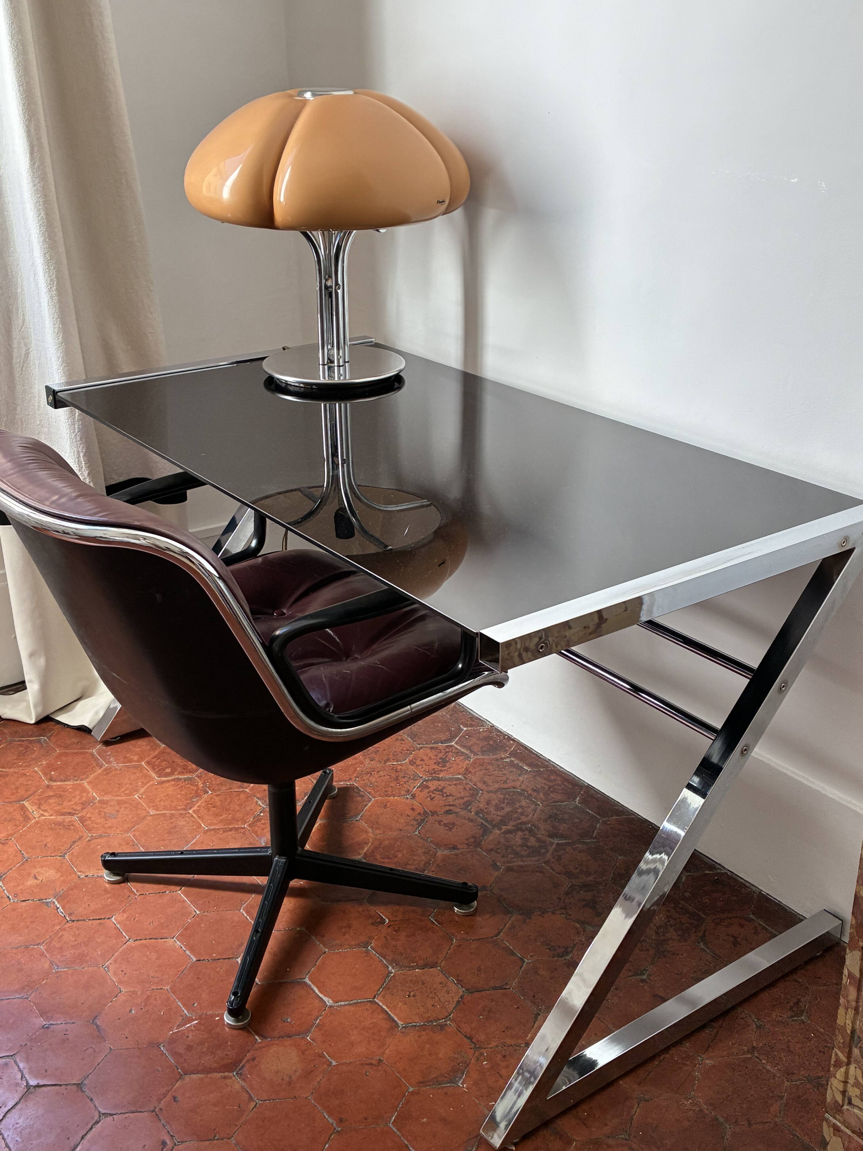 Space age desk in chrome and smoked glass, 1970s.