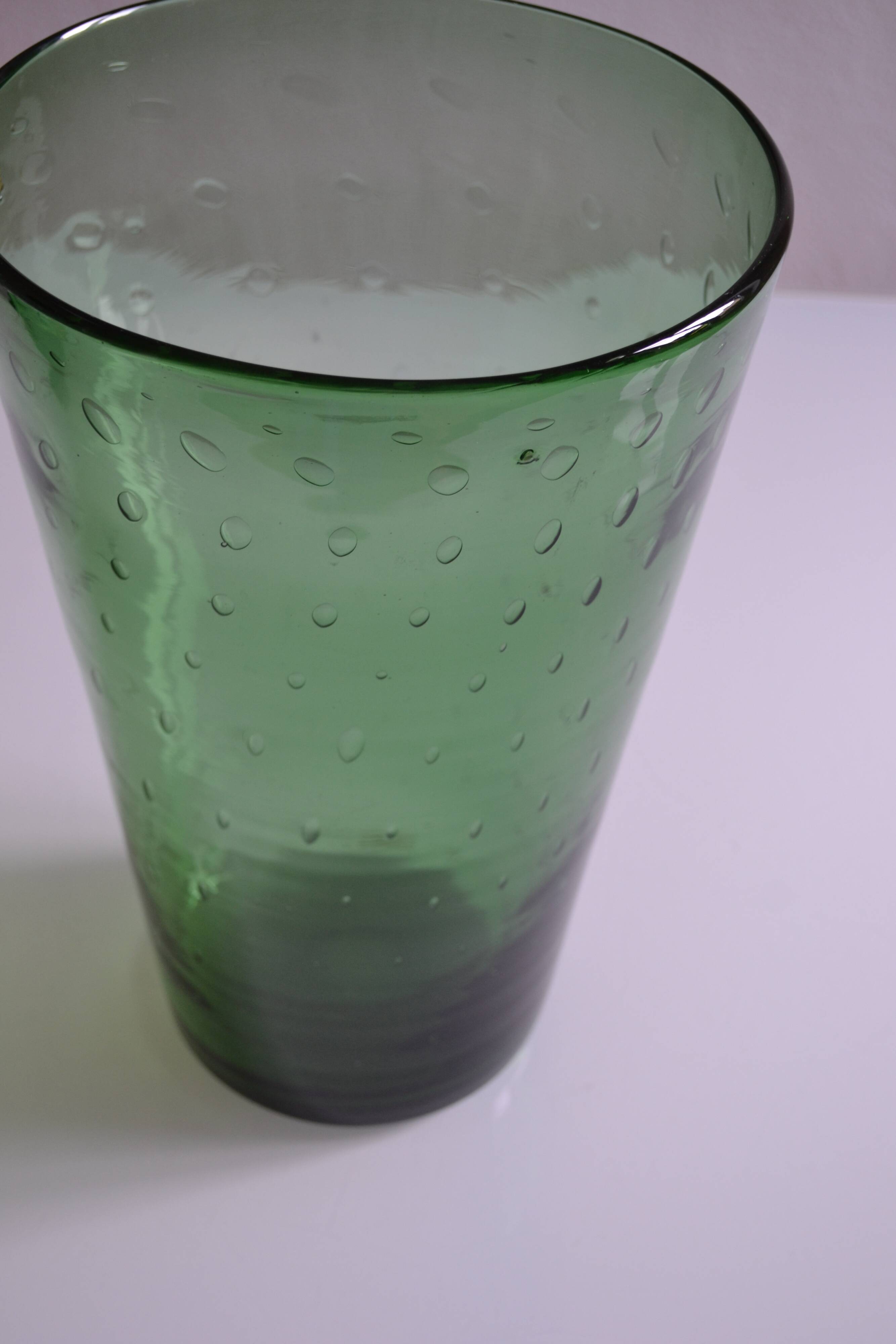 Very large vase 35 cm in green bullicante glass Murano or Empoli Italy 1960