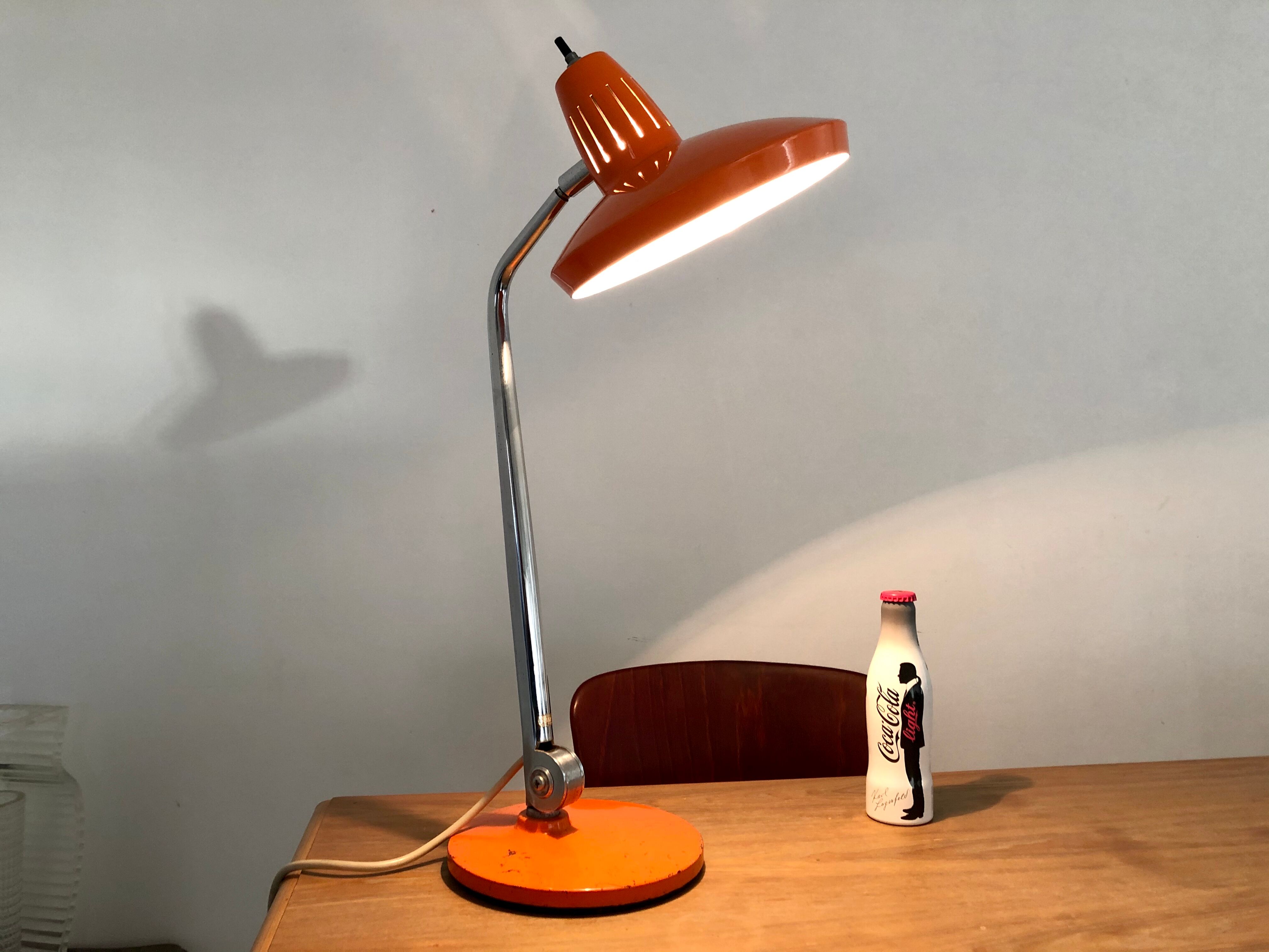 Fase Madrid office lamp vintage design 70s orange