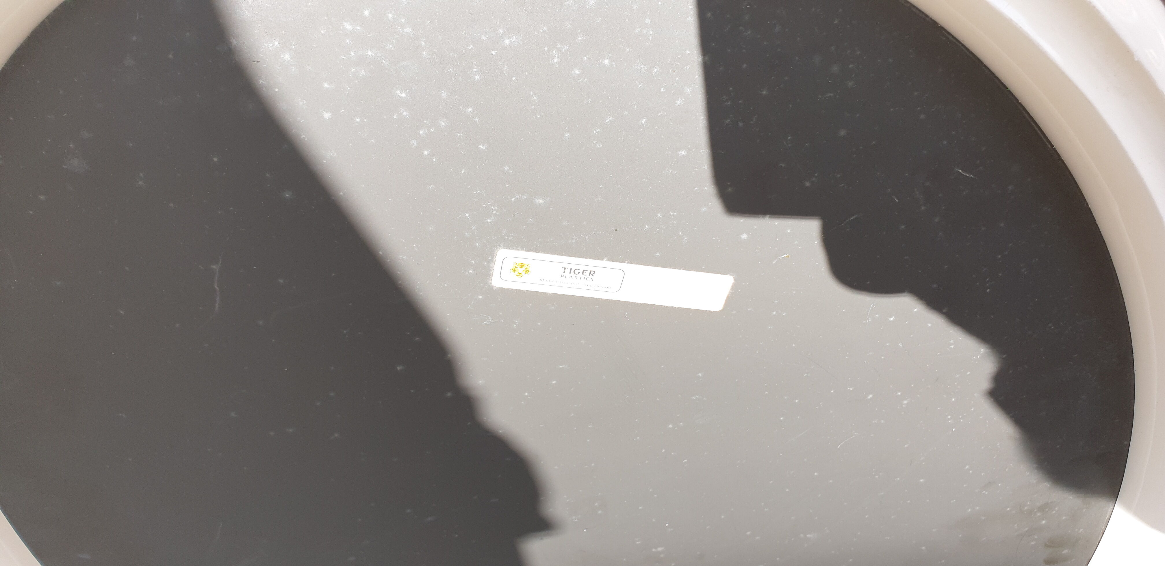 Seventies oval frame