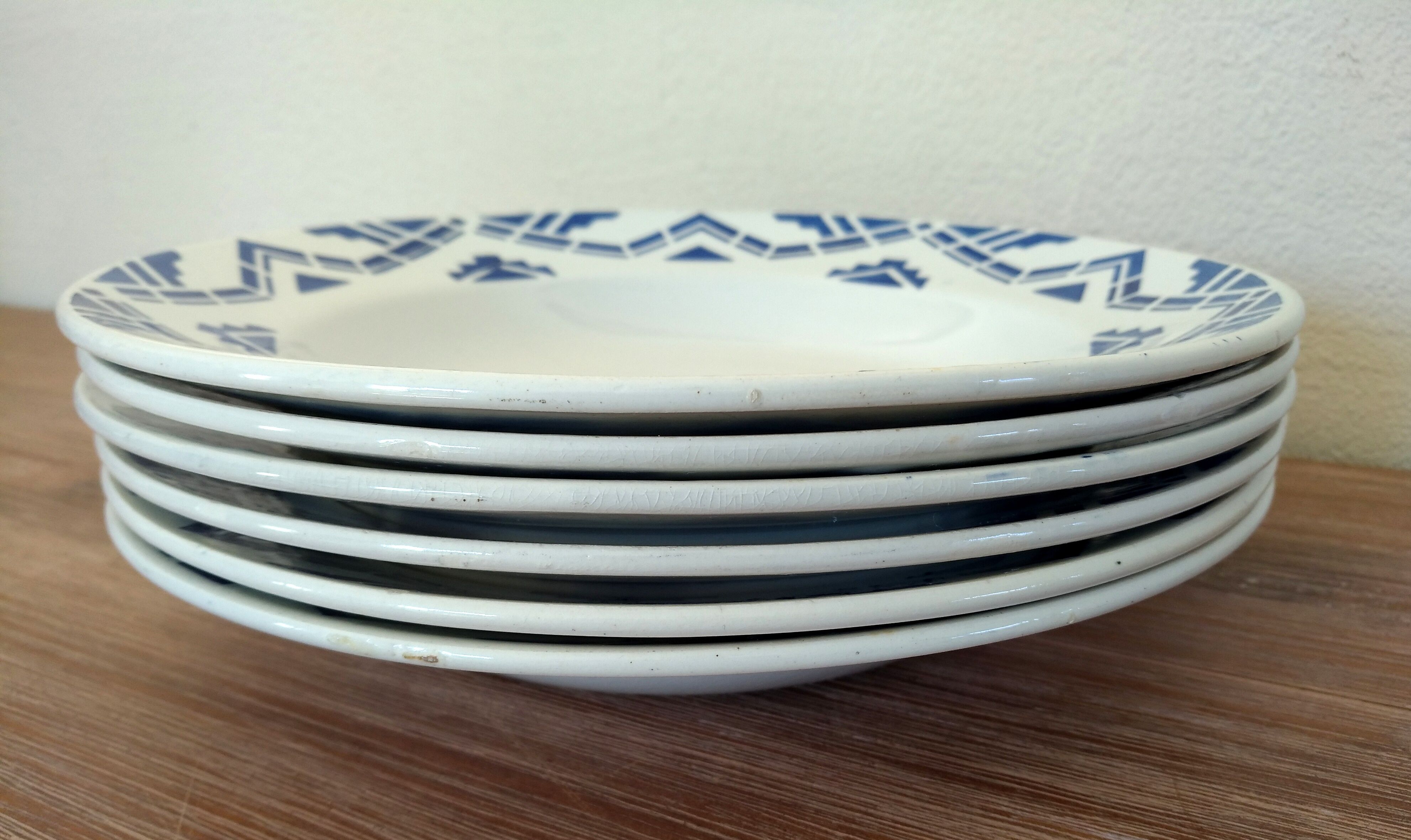 Ensemble 6 assiettes creuses Moulin des Loups motif graphique bleu