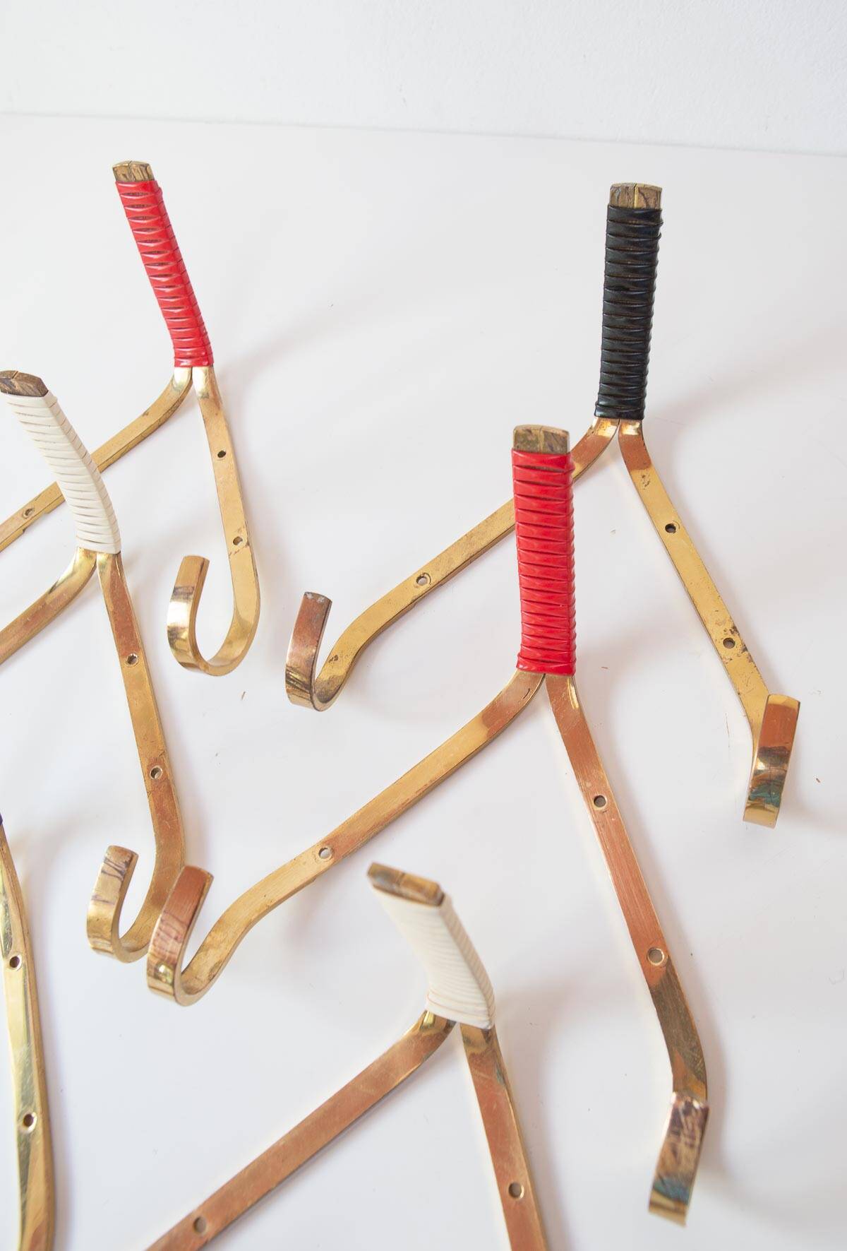 Small wall coat hooks in gilded brass from the 1950s (x UNIT).