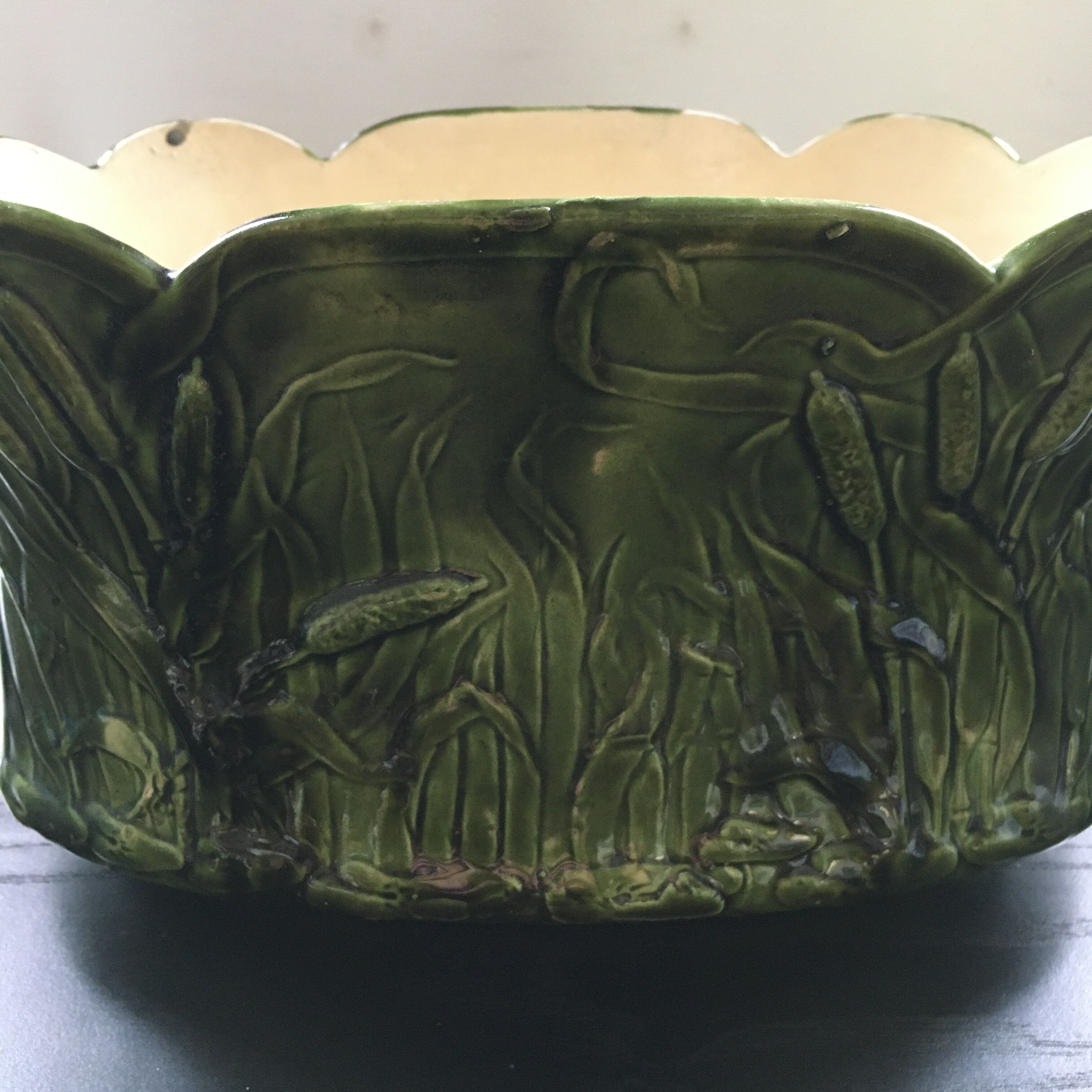 Jardinière festonnée  barbotine