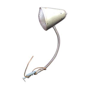 Lampe industrielle articulée