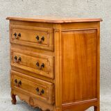 Cherry chest of drawers