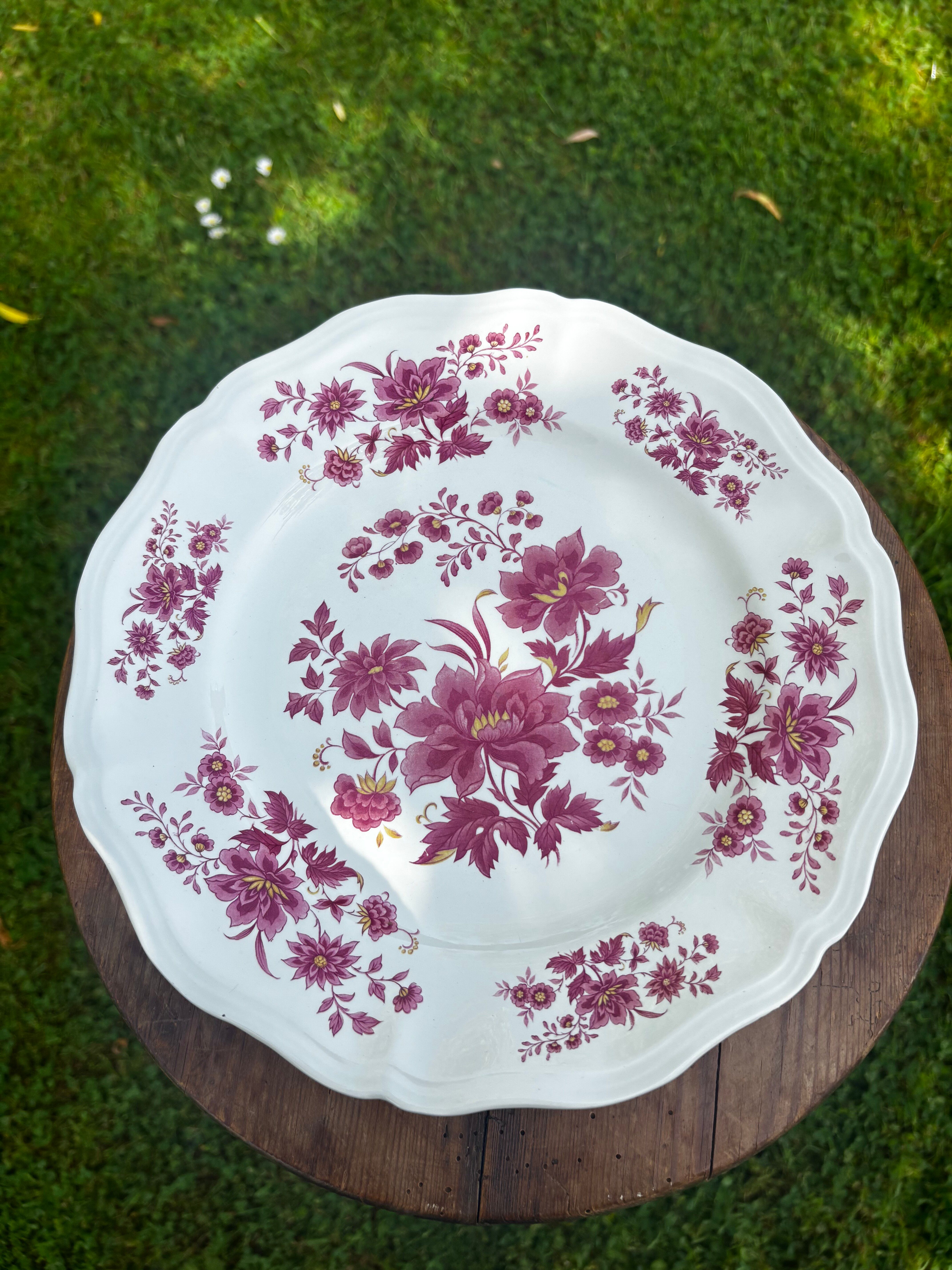 Set of two flat plates Sarreguemines Aubusson