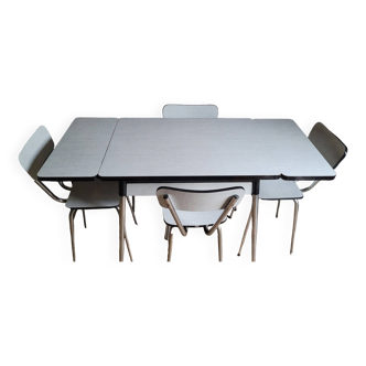 Set of table and 4 chairs