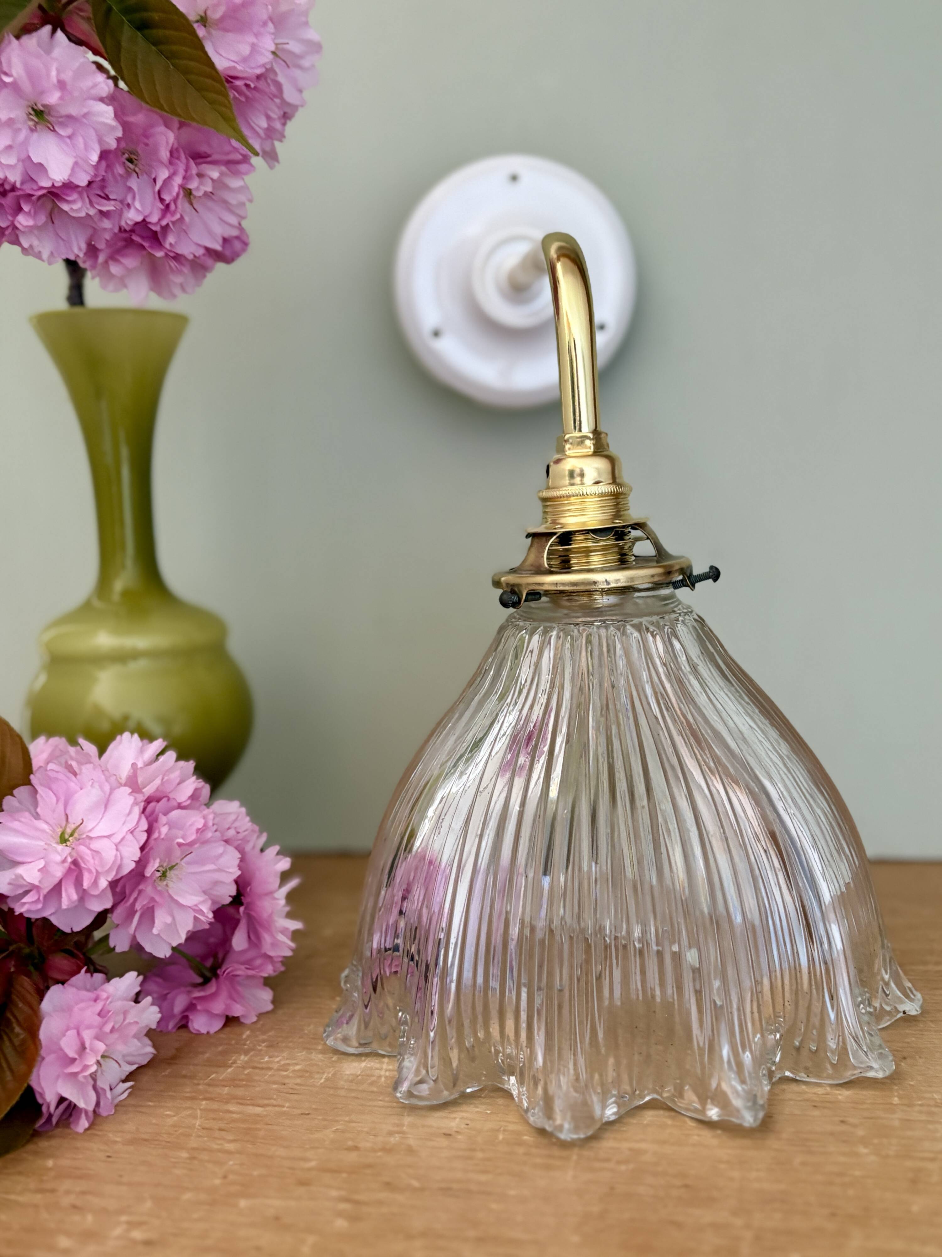 Elbow wall lamp with vintage holophane glass shade