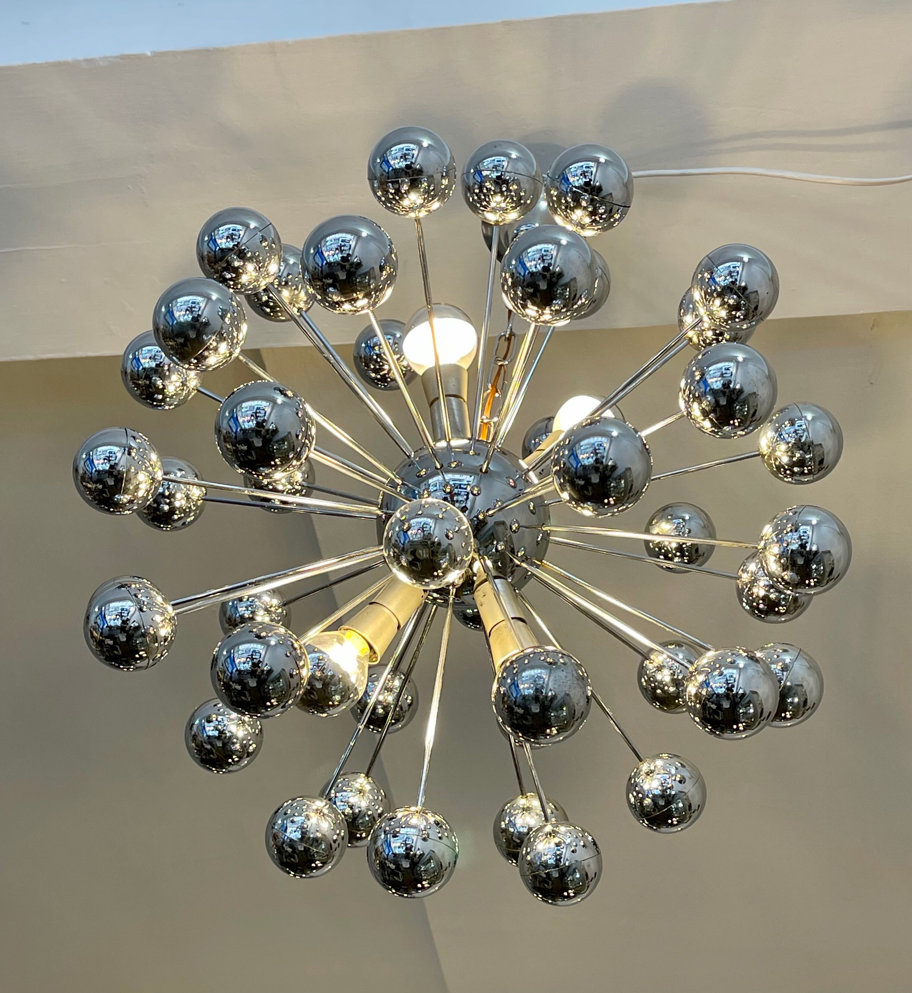 Sputnik chandelier 70