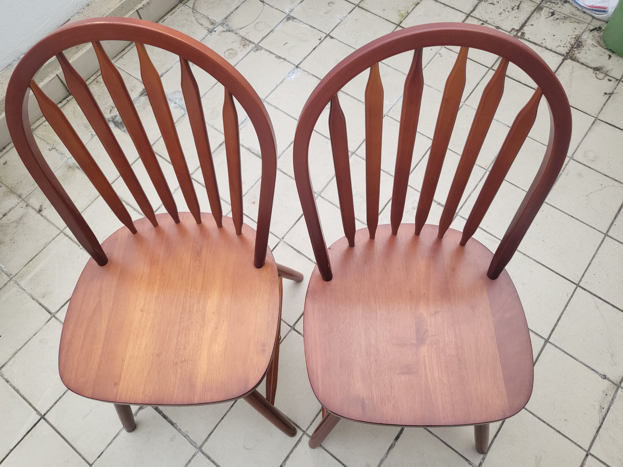 Set of 2 vintage Scandinavian chairs
