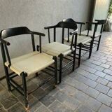 4 table chairs