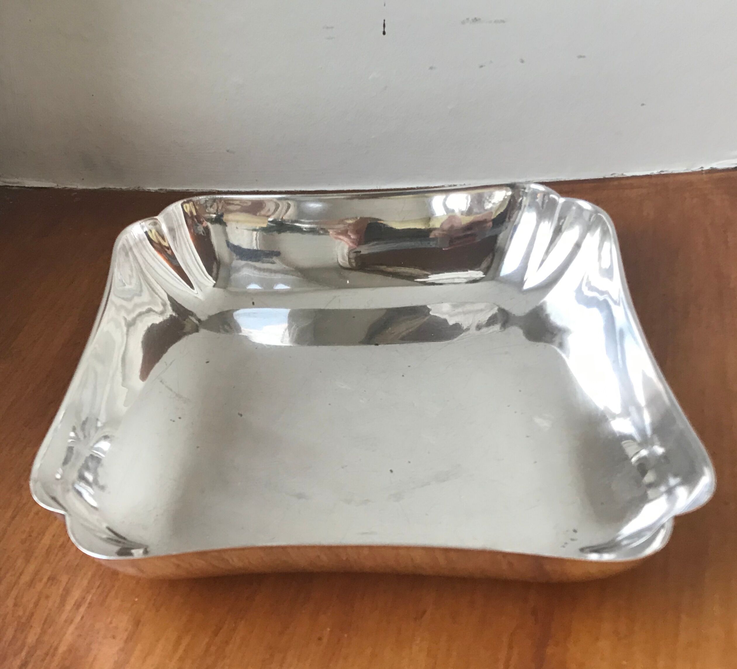 Silver metal pockets